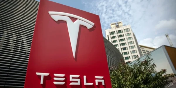 Tesla зіткнулася з кризою на ринку електромобілів у США: що відомо