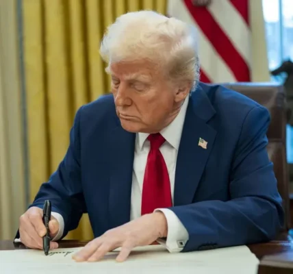 Трамп скасував санкції проти Сирії, лишивши обмеження для Асада