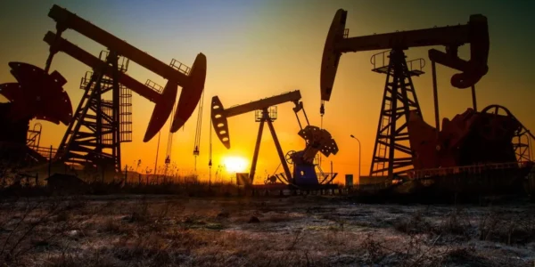 Нафта дешевшає на тлі очікувань збільшення поставок ОПЕК+ та побоювань щодо мит США