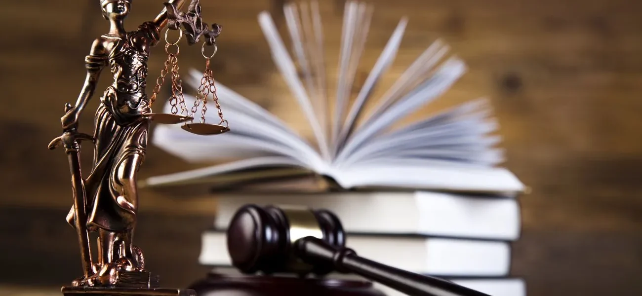 Двох киян судитимуть за контрабанду елітних годинників та ювелірки на 12 мільйонів