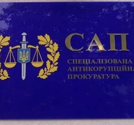 Не показав у деклараціях Mercedes та низку активів: ексдепутат Харківської облради отримав підозру