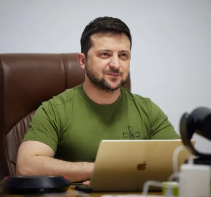 Зеленський затвердив нові рішення РНБО про синхронізацію санкцій з ЄС