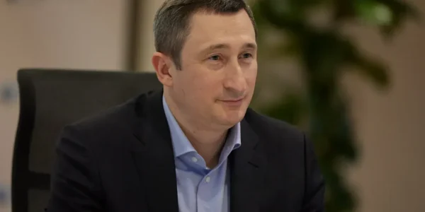 Віцепремʼєр Чернишов зʼявився до суду, де його можуть відсторонити від посади
