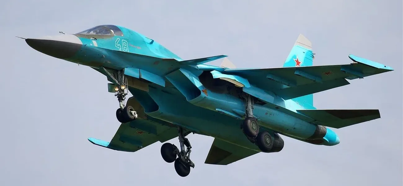 росія втратила понад 30 літаків Су-34 під час війни в Україні - британська розвідка