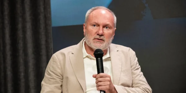 Голова ФРУ "Дефенс" роз