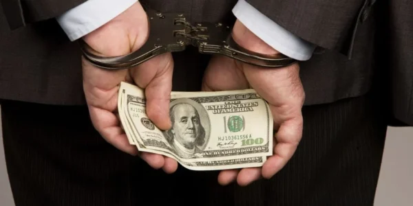 В Україні активізувалась боротьба з корупцією: чому головну роль відіграють СБУ, ДБР, БЕБ, Нацпол і прокуратура, а не НАБУ