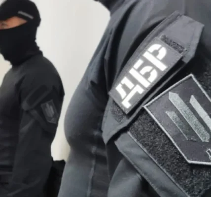 До ексміністра Кубракова прийшли з обшуками - джерело