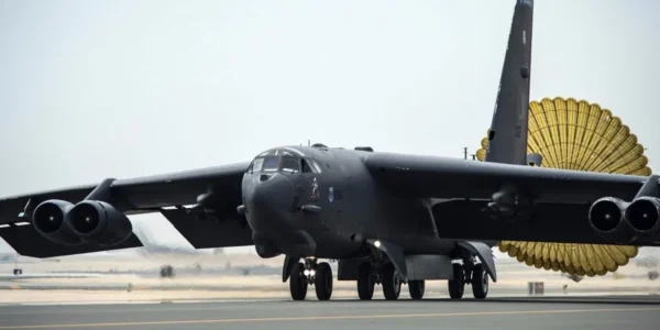 Південна Корея, США та Японія проводять спільні авіаційні навчання із застосуванням бомбардувальника B-52