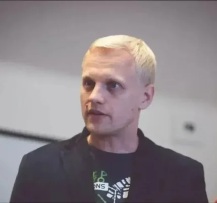 Активісту Шабуніну вручено підозру за ухилення від військової служби та шахрайство