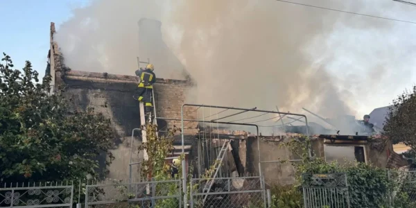 Ворог вночі знищив приватний будинок у Луцьку
