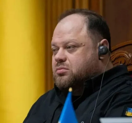 У Раді обговорюють дозвіл виїзду за кордон для чоловіків віком 18-24 років - Стефанчук