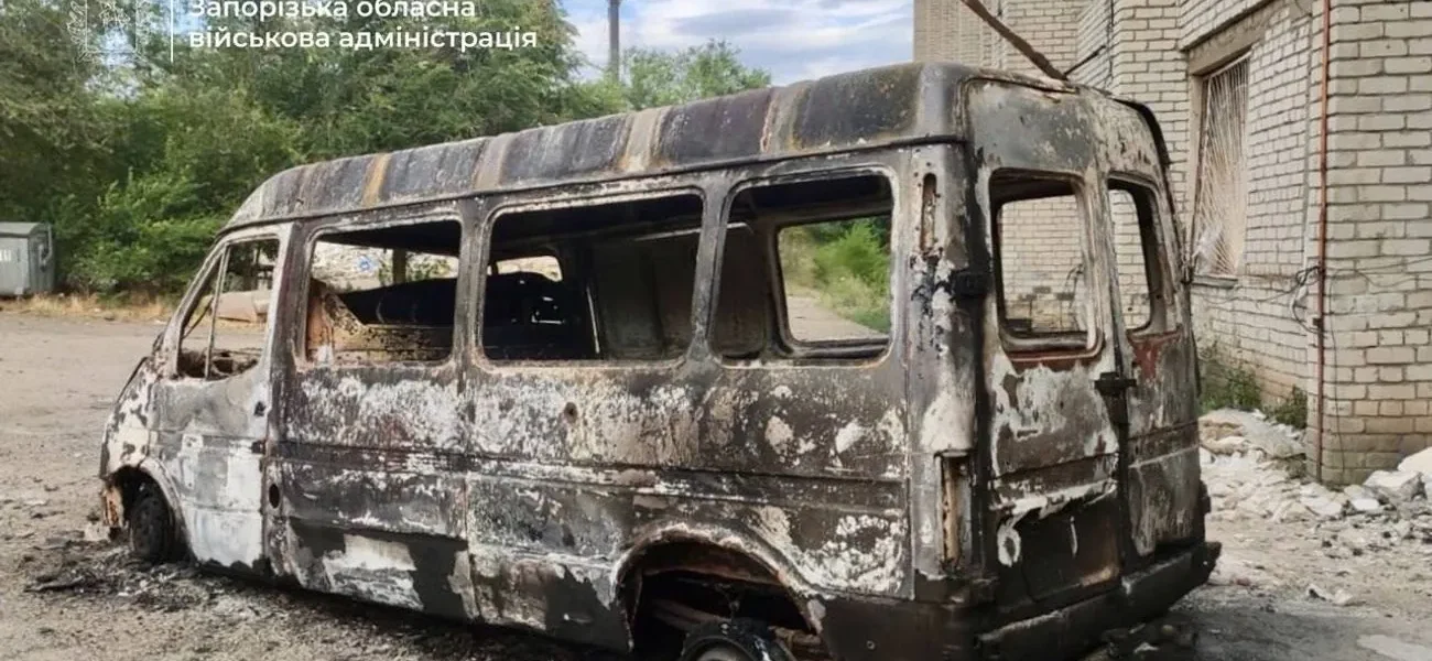 У Запорізькій області російський дрон атакував цивільну автівку