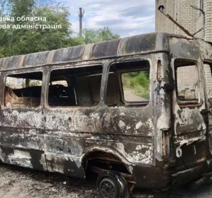 У Запорізькій області російський дрон атакував цивільну автівку