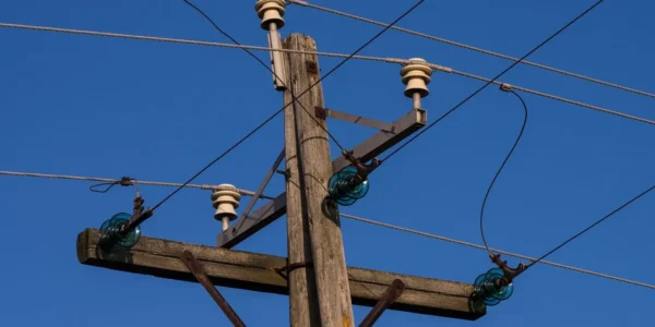 На Полтавщині аварійно відключилося світло через негоду