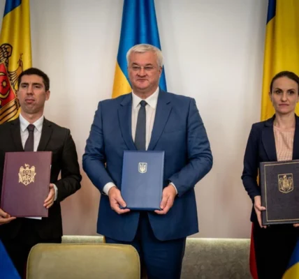Українські Національні Новини (УНН)
