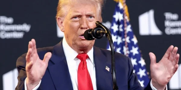 Трамп вважає, що не зможе переконати путіна припинити удари по мирному населенню України