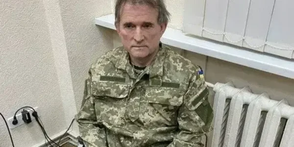 Медведчуку та ще 12 особам повідомлено про підозру в інформаційно-підривній діяльності