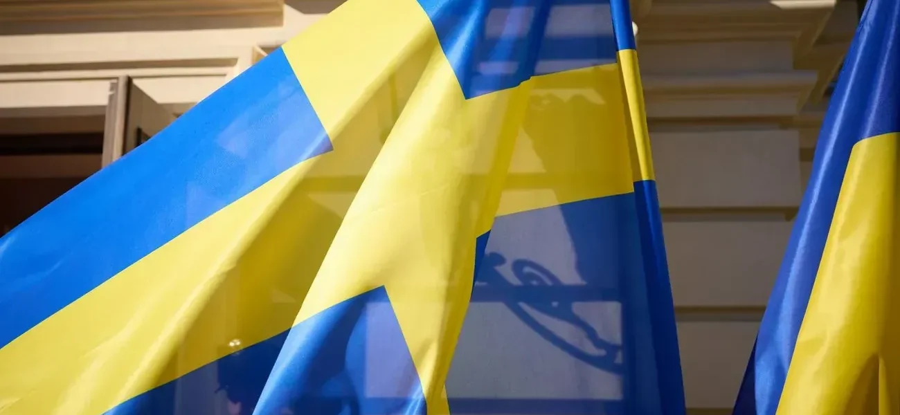 У Швеції знову атакували посольство рф: з дрона скинули пакет із фарбою