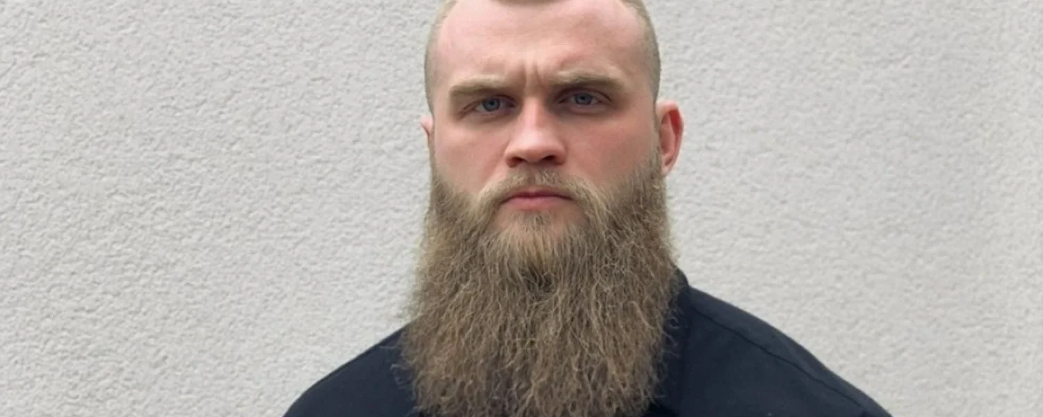 TikTok заблокував канал підсанкційного Артема Дмитрука, який переховується від слідства