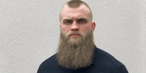 TikTok заблокував канал підсанкційного Артема Дмитрука, який переховується від слідства