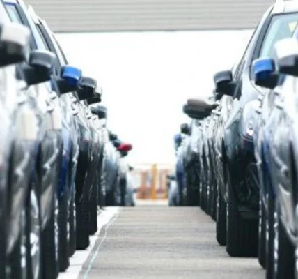В серпні українці придбали близько 6,8 тисяч легкових авто: лідируючі позиції зберігає Toyota