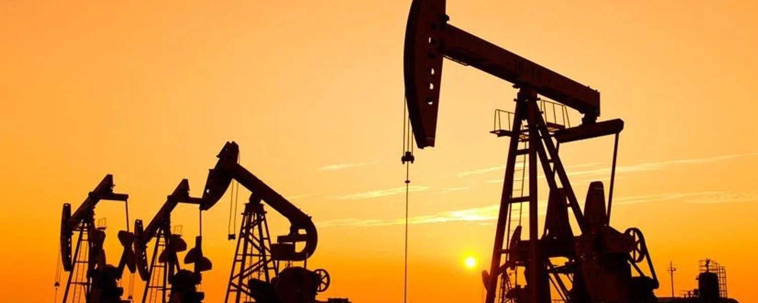 Нафта дорожчає через ризики нових українських ударів по експорту з рф - Reuters