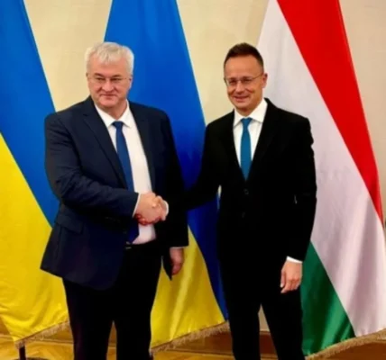 Сіярто заявив, що цього тижня у Будапешті проведе переговори із Сибігою