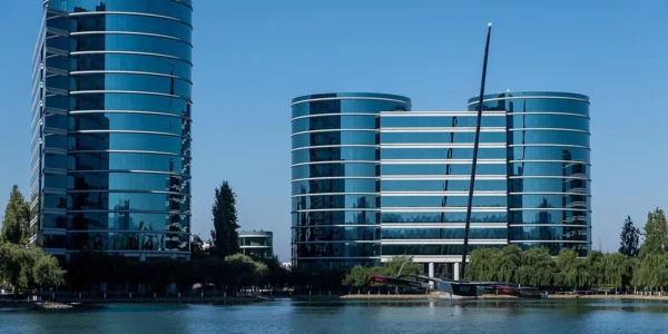 Oracle зафіксувала рекордне зростання акцій на 27% завдяки замовленням на ШІ-послуги - FT