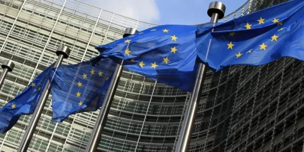 Єврокомісія просуває 4 оборонні проєкти для блокування повітряної агресії рф - Politico