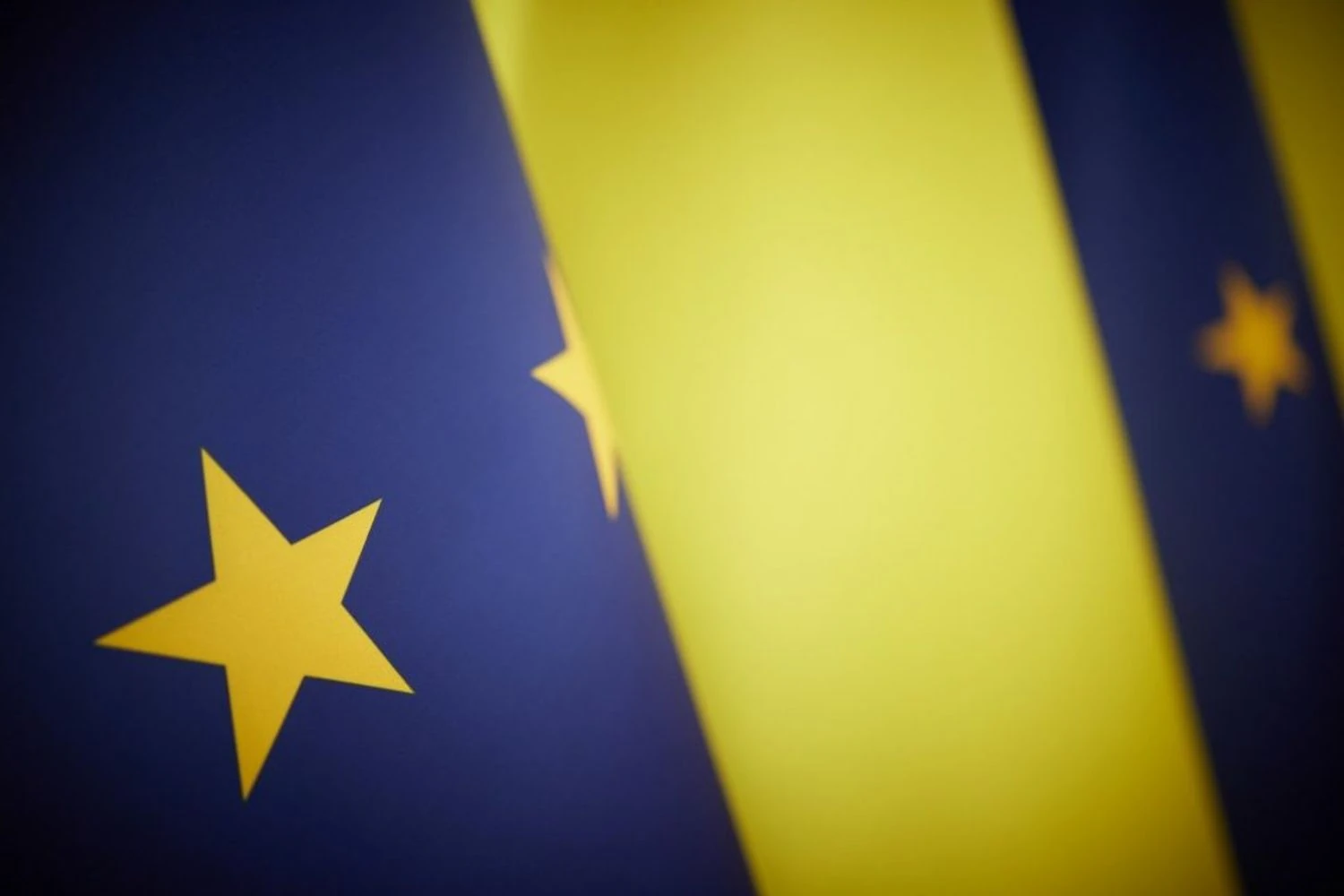 План ЄС щодо 140 млрд євро кредиту за рахунок активів рф для України: Bloomberg дізналося деталі