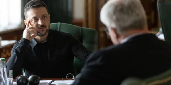 Зеленський доручив главі МЗС якнайшвидше реалізувати домовленості щодо пакетів підтримки України