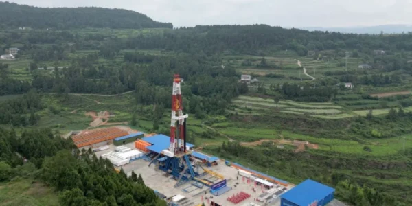 Китай розширює стратегічні запаси нафти: 11 нових об