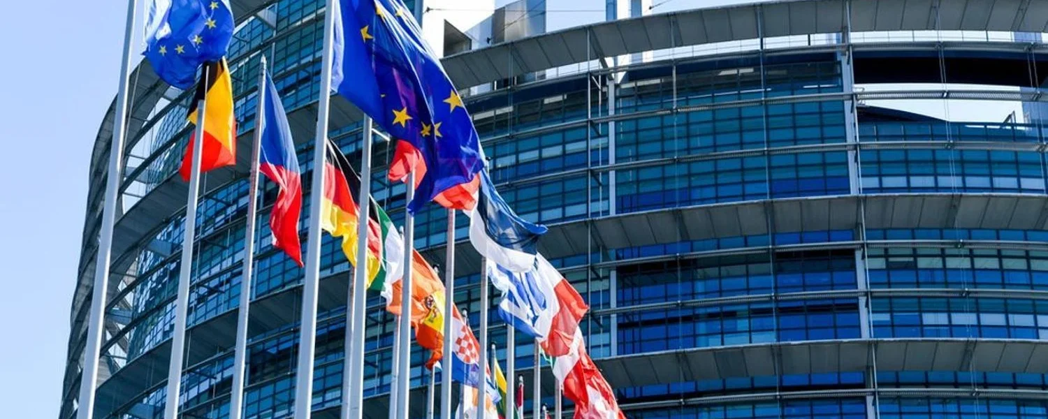 Європарламент схвалив спрощення призупинки безвізу: що передбачається