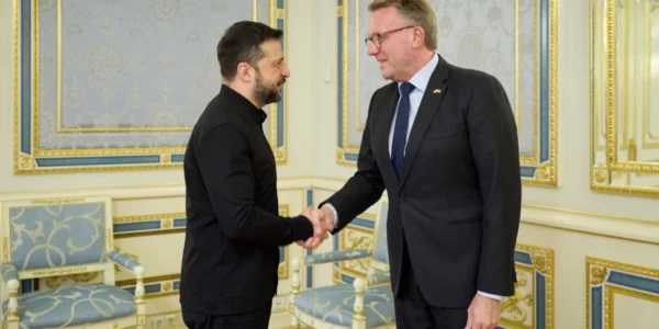 Зеленський обговорив з міністром бізнесу та фінансів Данії спільне виробництво зброї та захист від дронів