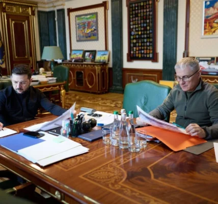 Зеленський заслухав доповідь керівника Служби зовнішньої розвідки щодо протидії “тіньовому флоту” рф