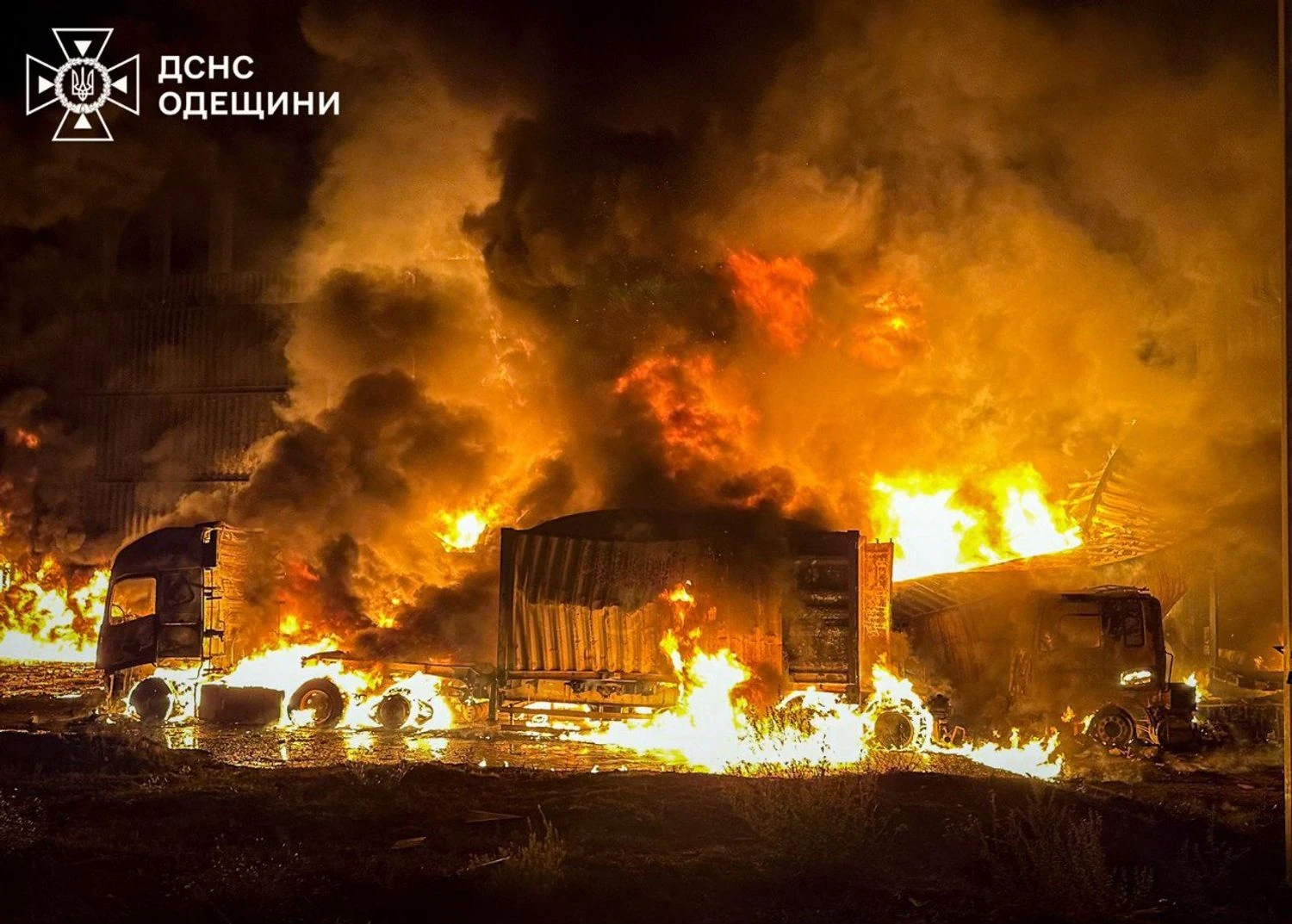 Одещину вночі рф атакувала дронами: 5 постраждалих, є пошкодження у порту та перебої зі світлом