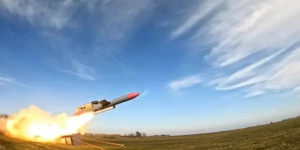 "Подарунок путіну": чеські активісти закрили збір на балістичну ракету "Фламінго" за дві доби