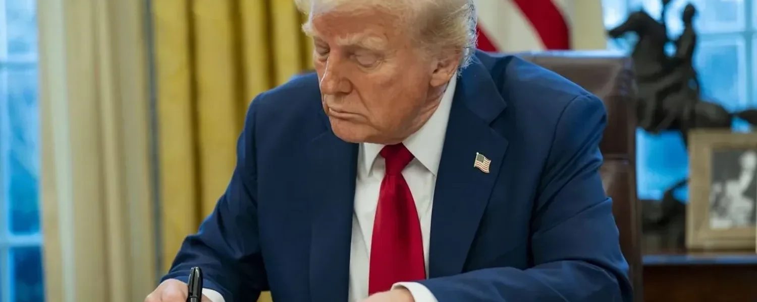 Трамп підвищив мита на канадські товари на 10% через рекламу з Рейганом