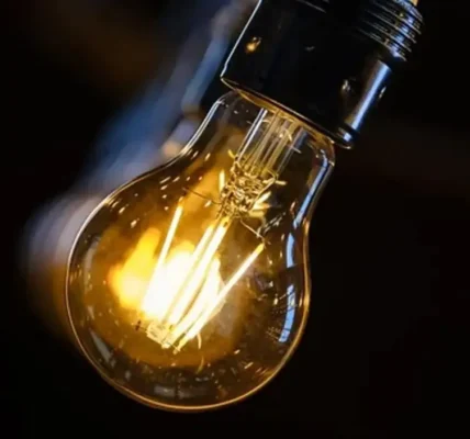 В Україні 20 листопада діятимуть графіки: скільки черг вимикатимуть