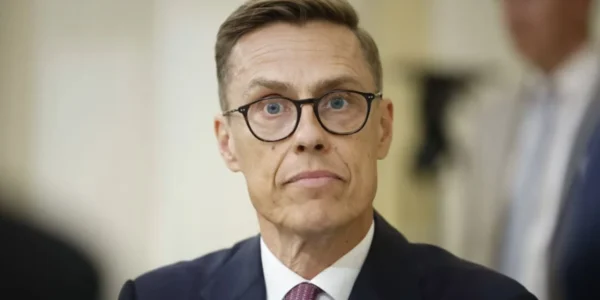 Президент Фінляндії прогнозує продовження війни в Україні та закликає до підтримки опору агресії рф