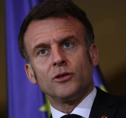 Мир є необхідним: Макрон запевнив у готовності посилити тиск на москву