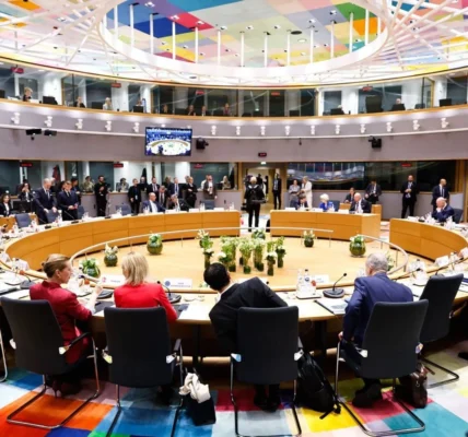 Лідери ЄС відклали рішення щодо заморожених російських активів для України