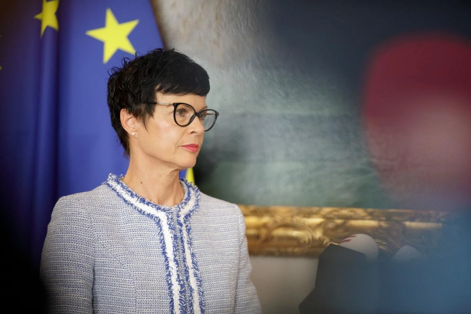 Україна має уникати відступу від антикорупційних зусиль задля швидкої смуги до членства в ЄС - єврокомісар