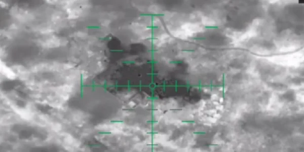 Прикордонники показали знищення 9 укриттів та 4 автівок окупантів на Південно-Слобожанському напрямку