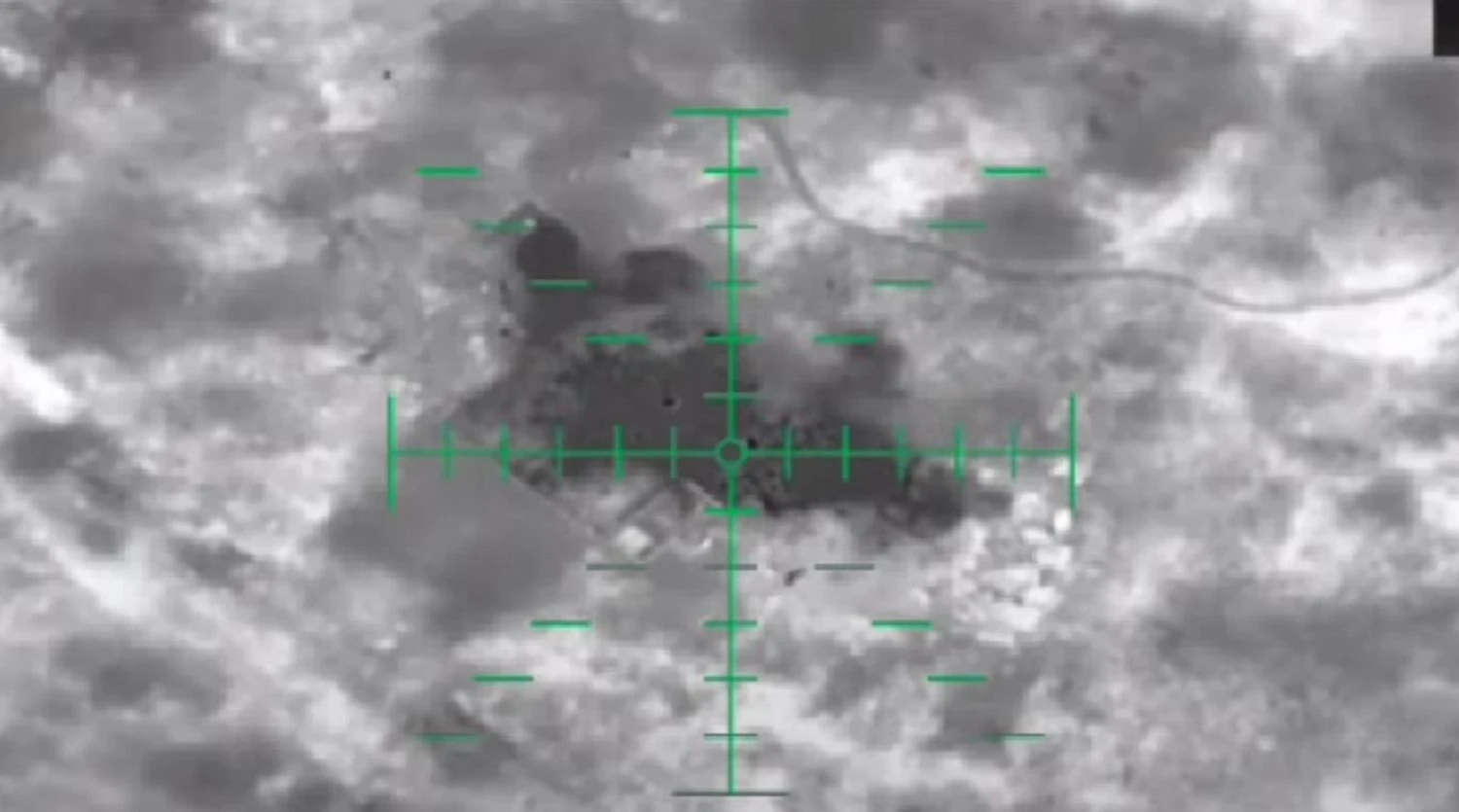 Прикордонники показали знищення 9 укриттів та 4 автівок окупантів на Південно-Слобожанському напрямку