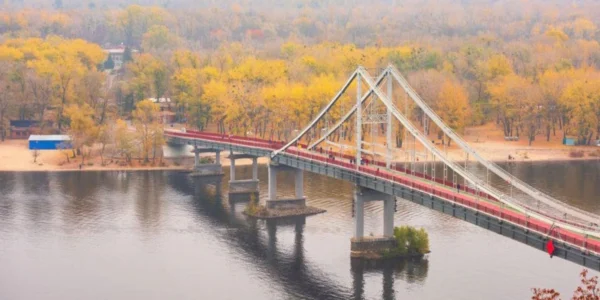 Київських посадовців викрили на розтраті 1,7 млн грн, виділених на розбудову Труханового і Венеціанського островів