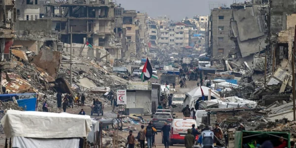 Ізраїль обмежує гуманітарну допомогу Газі, порушуючи міжнародне право - The Guardian