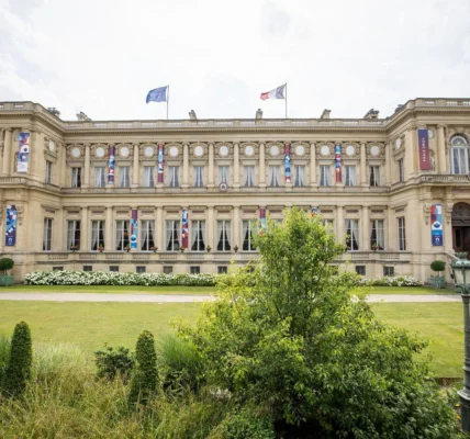 У Франції назвали удари рф по Києву додатковими доказами небажання москви дотримуватися мирних зобов