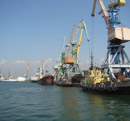 Керівний склад Українського дунайського пароплавства та АМПУ відправили у відставку