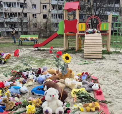 Командували ракетним ударом по дитячому майданчику в Кривому Розі: заочно повідомили про підозру 4-м рашистам